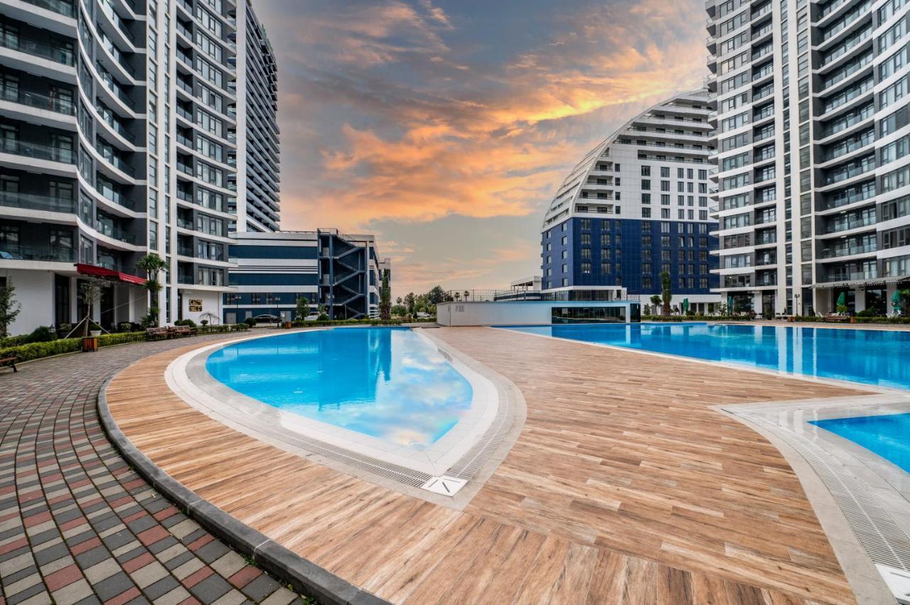 White Sails Residential באטומי