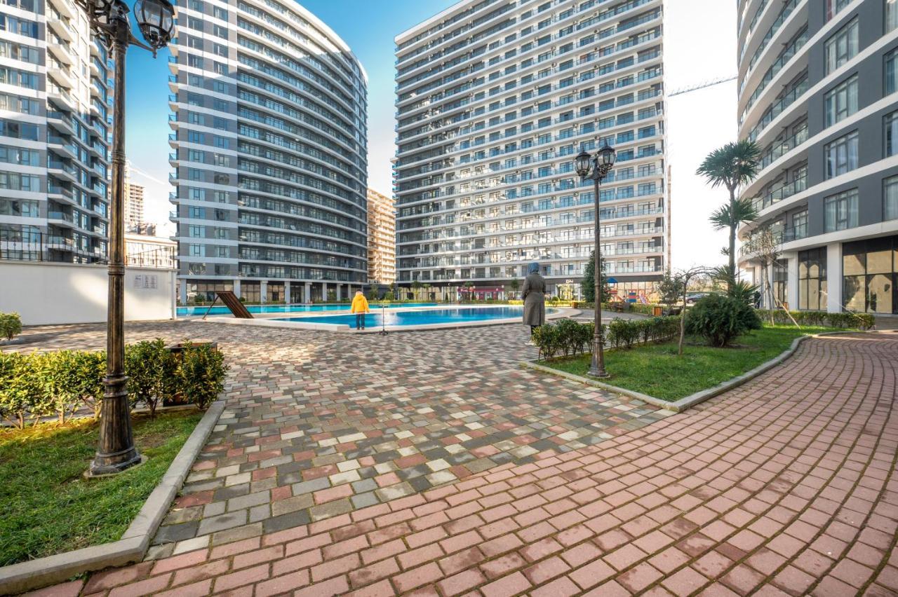 White Sails Residential מלון דירות 4*